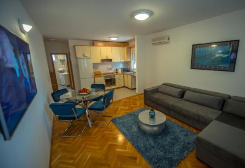  Apartment Katy in Promajna