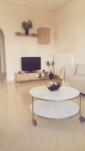  Alina's House in Porto Rafti