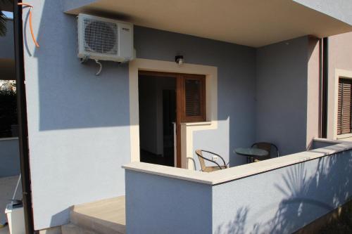  APARTMENTS KARPI in Novigrad