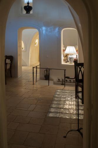 Heliophos Boutique Caves - image 5