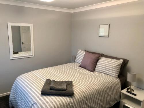 AB - Top floor 2 bed modern town centre apartment with parking for one vehicle, Stratford-upon-Avon (zdjęcie 3)