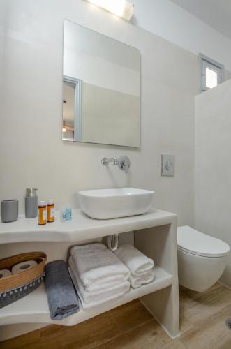 Prestige on the beach – Naxos City, UT
