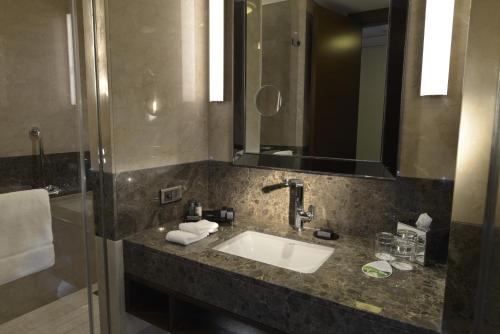 Wyndham Grand Istanbul Europe, Istanbul (fotografie 3)