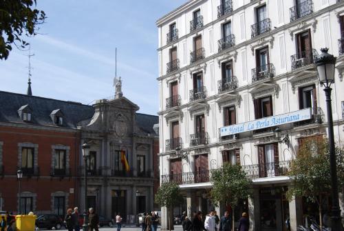  Hostal La Perla Asturiana in Madrid