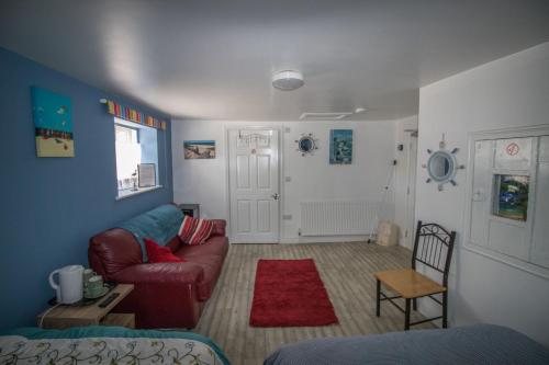 The Cabin - image 9