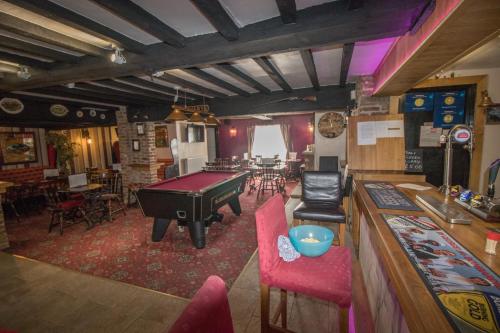 The Cabin - main image