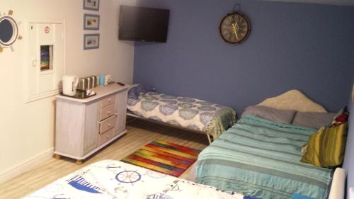 The Cabin - image 13