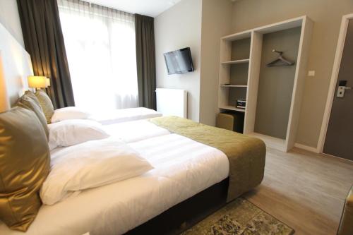 Apple Inn Hotel - image 3