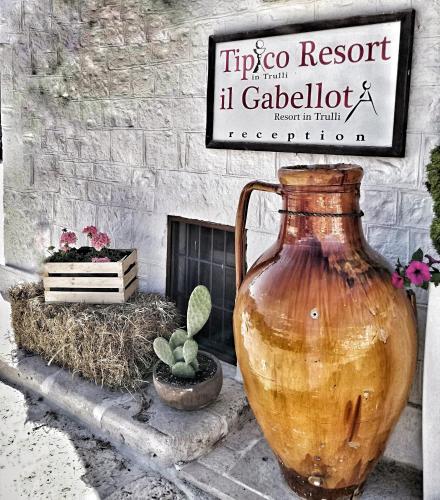 Tipico Resort - image 8