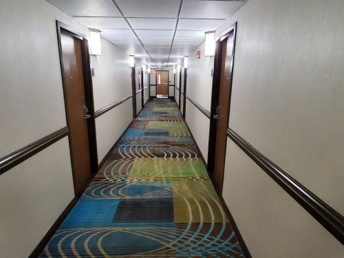Best Western Adena Inn - image 11