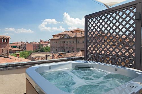 Hotel Touring - image 8