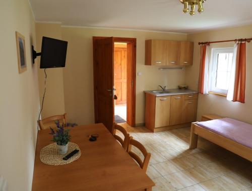 Penzion u Vyhlídky Room Type - Suite - Ground Floor Penzion u Vyhlídky Room Type - Suite - Ground Floor