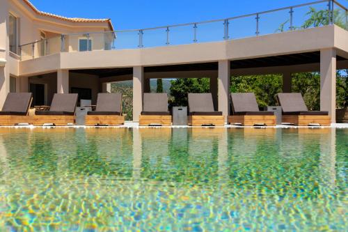 180 South Seaside Hotel in Thermisia