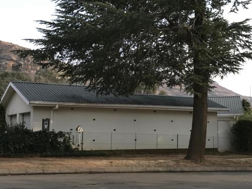 Rosewood Corner, Clarens – Clarens, OR