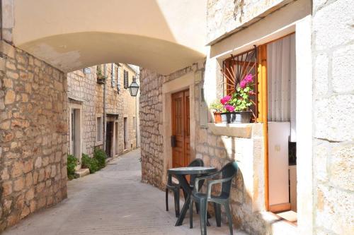  Apartments Ljubica in Stari Grad