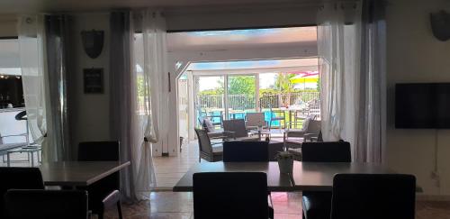 Hôtel Althea - Piscine et Sauna 4