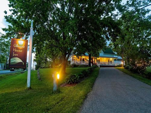 Gillespie House Inn in Parsboro (NS)