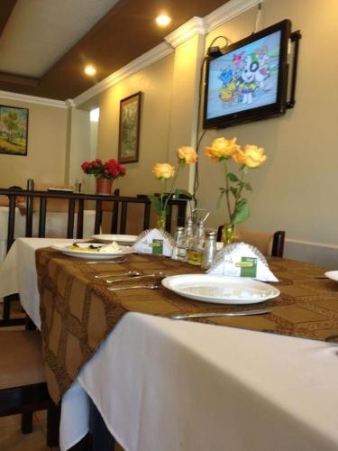 Restaurant, Hostal Jora Continental in Cotacachi