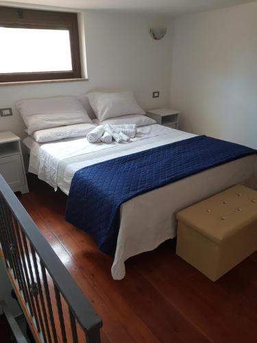  Petra Marina Suite in Pisciotta