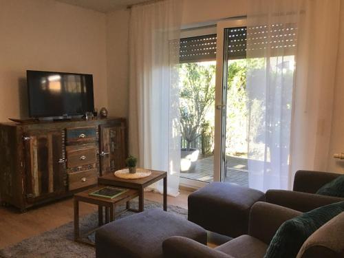 Apartment 1 mit Terrasse und PKW-Stellplatz in Leverkusen, Deutschland