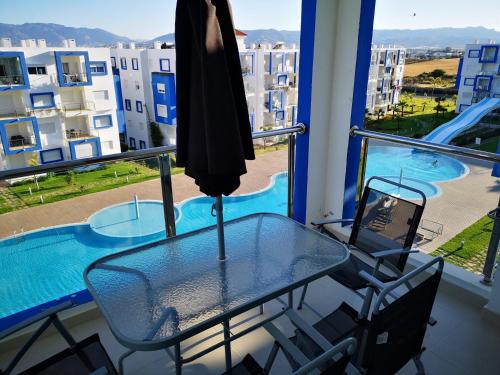 阳台/露台, Kariat Cabo - Appartement Charmant, Climatisé avec Vue Piscine (Kariat Cabo - Appartement Charmant, Climatise avec Vue Piscine) in 卡博内格罗