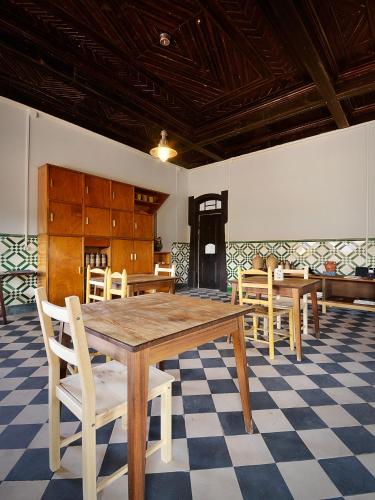 Train Spot Guesthouse - image 5