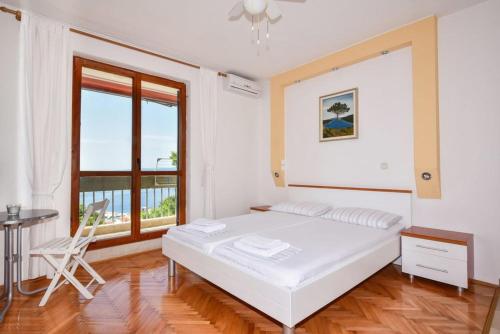  Apartments Morena in Baška Voda