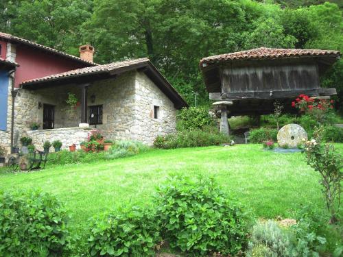 Casas Rurales El Corberu - image 2