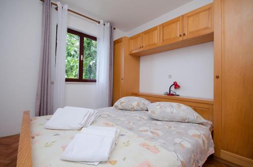 Apartments Zdenka - image 4