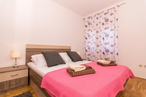 FLORA - main image