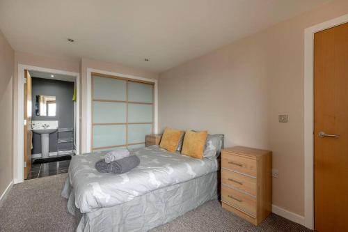 Modern Riverfront Apt. 10 mins from Hydro/SECC, Glasgow (fotografie 4)