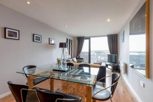 Modern Riverfront Apt. 10 mins from Hydro/SECC, Glasgow (fotografie 7)