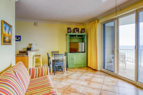 Twin Palms 603 - main image