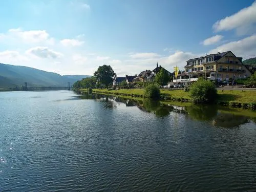 Sonnenuhr in Bernkastel-Kues, Deutschland