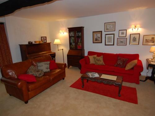Quist Cottage - image 2