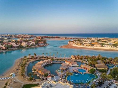 Panorama Bungalows Resort El Gouna Ideally located in the prime touristic area of El Gouna, Panorama Bungalows Resort El Gouna promises a relaxing and wonderful visit. The hotel offers guests a range of services and amenities designed 