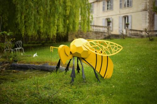 EN COMPAGNIE DES ÉCUREUILS