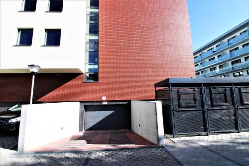 The Blue in the Trees - Deluxe Beach Apartments - image 7