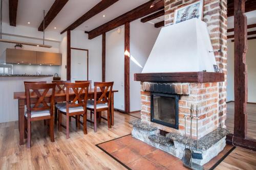 Dream Stay - Five Bedroom Penthouse in Old Town, Tallinn (photo 3)