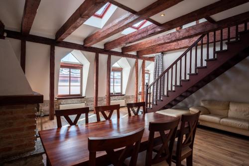 Dream Stay - Five Bedroom Penthouse in Old Town, Tallinn (photo 7)