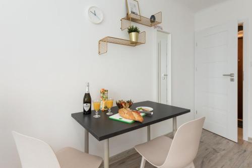 SuperApart Belwederska A MiniStudio, Balcony, Kitchen, Pet-Friendly, TV & Wifi, Varšava (fotografie 7)