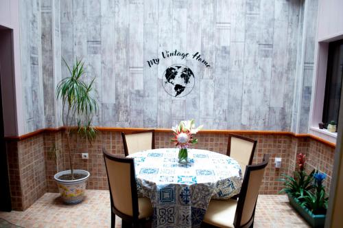 Room in My Vintage Home 4