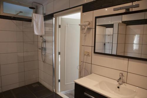 Groeps Villa 24 pers. - image 13