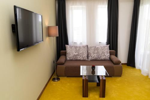 Hotel Kristály - main image