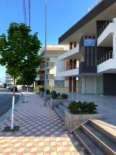 Blue Eyes Apartments - image 2