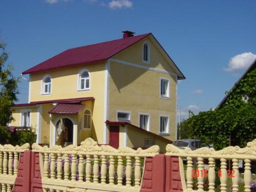 Country House in Mikulichi