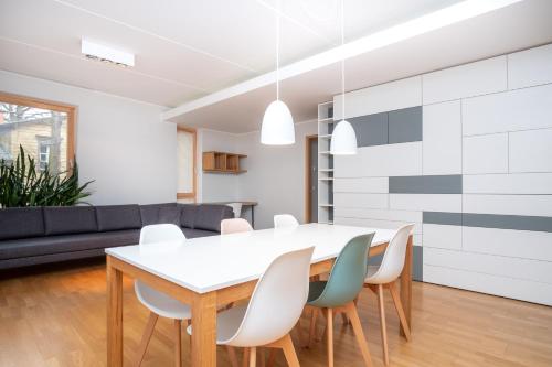 Dream Stay - Stylish Apartment near Old Town with Free Parking, Tallinn (photo 5)