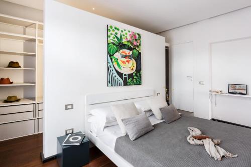 Stellar Design 2BR Loft next to Navigli & Duomo
