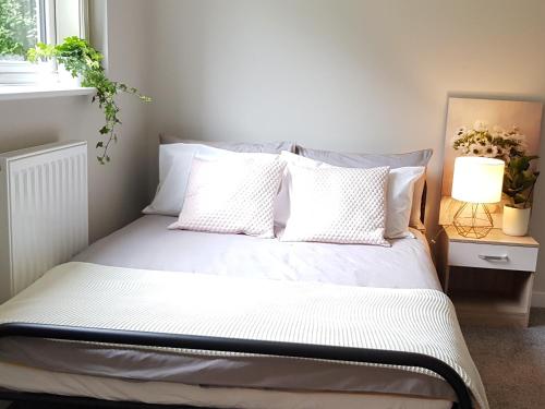 Beautiful 6 Bedroom Holiday Home, Manchester