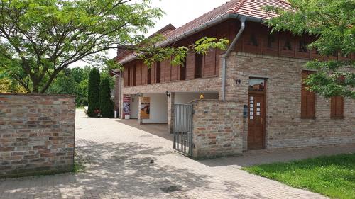 Entree, Gyulai-furdo-apartman II. in Gyula